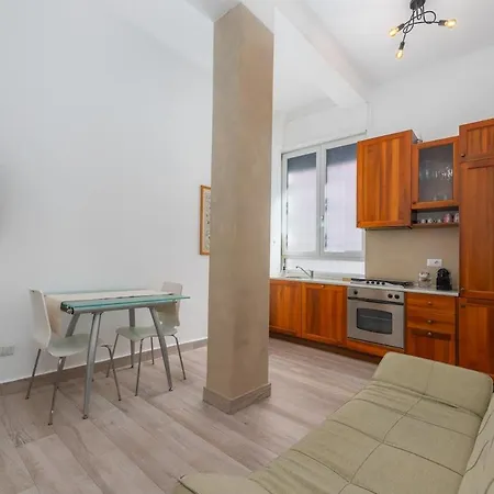 Apartament Near To Direct Metro To Duomo And Station - Quiet *